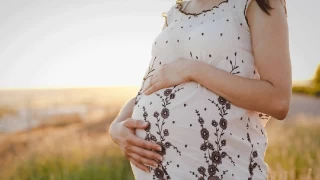 Yaz scaklarnda hamilelerin dikkat etmesi gereken 8 kural