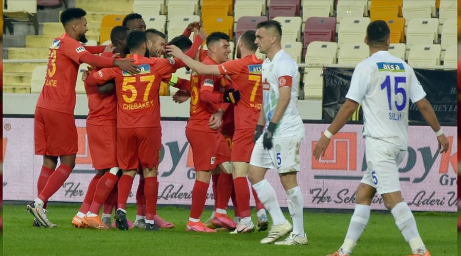Yeni Malatyaspor farkl� geri d�nd�