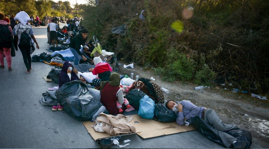 Yunan kap� d��ar� ediyor, T�rkiye al�yor