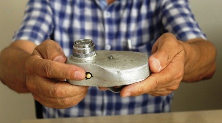 90 yıllık tıraş makinesini 150 bin TL'ye satışa çıkardı