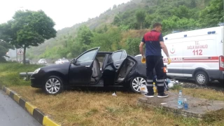 Akakoca-Alapl yolunda trafik kazas; 2 yaral
