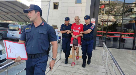 Alanya'da hırsız Alman tutuklandı