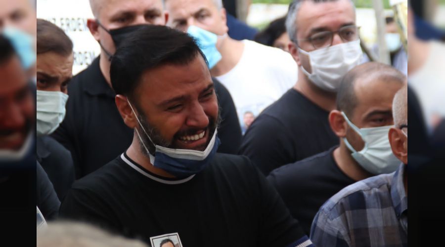 Alişan kardeşini gözyaşları içinde uğurladı