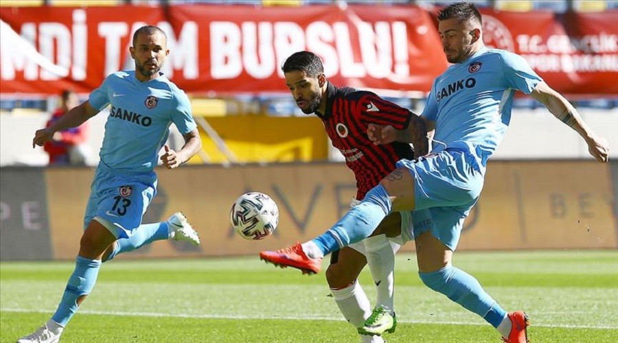 Ankara�da puanlar payla��ld�