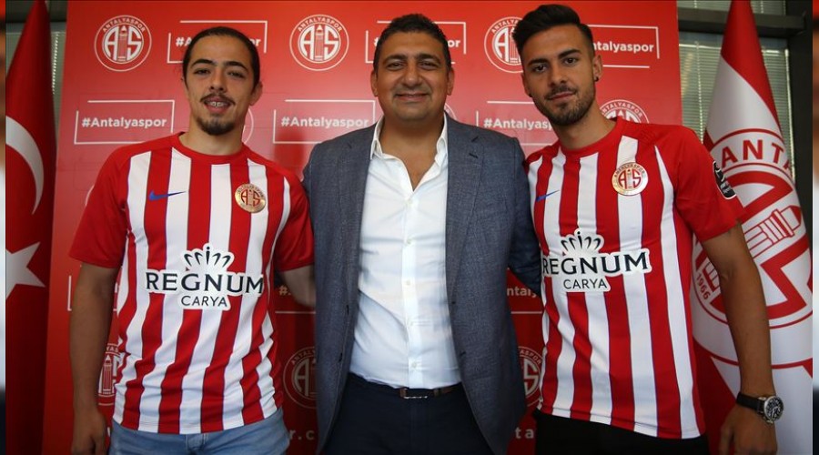 Antalyaspor'da �ifte imza