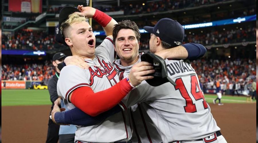 Atlanta Braves 21 y�l sonra �ampiyon oldu