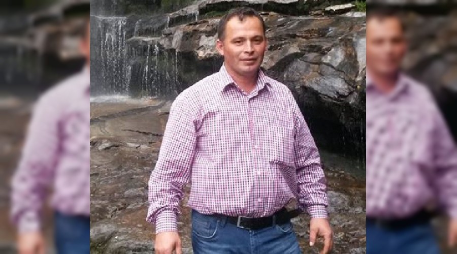 Aya��n� yem makinesine kapt�rd�