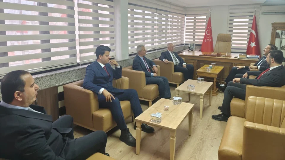 Bağımsız Türkiye Partisi'nde bayramlaşma trafiği vardı