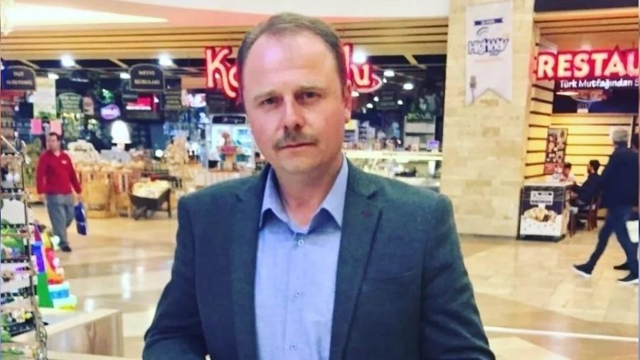 Bakımını yaptığı arılar ölümüne neden oldu