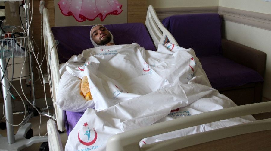 Banyo yapmak i�in sobaya benzin d�kt�, feci �ekilde yand�