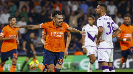 Başakşehir'den Fiorentina'ya futbol dersi