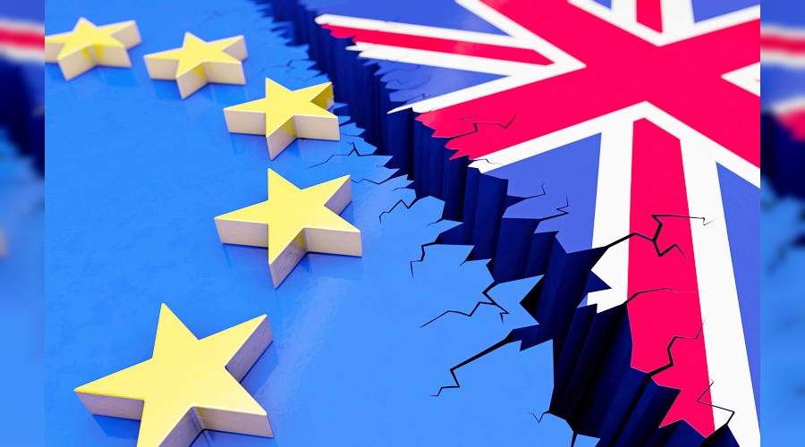 Başbakana Brexit baskısı