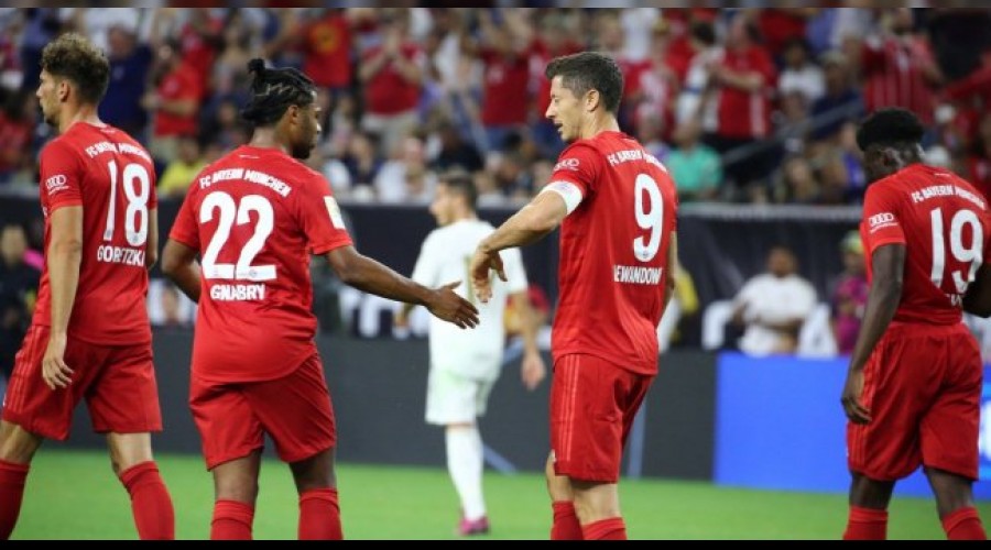 Bayern, Real'e acmad