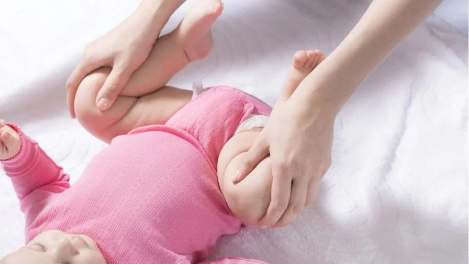Bebeklikte Fark Edilmeyen Kalça Sorunları İleride Proteze Götürebilir