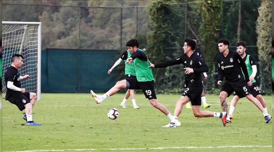 Be�ikta�'�n rakibi Ba�ak�ehir