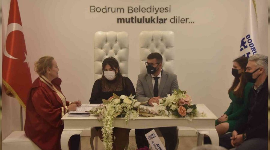 Bodrum'da '02.02.2022'de nikah yoğunluğu