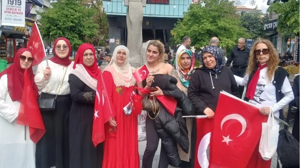 BTP Ankara İl Teşkilatı sahada: Sakarya Caddesi’nde BTP rüzgarı
