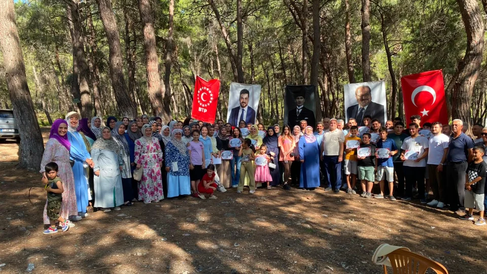 BTP Hatay �l Ba�kanl����ndan geleneksel piknik organizasyonu: Gen�lere sertifikalar� verildi