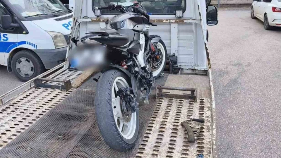 Bu arkada� 'Dur' ihtar�na uymad�, 245 bin TL ceza yedi