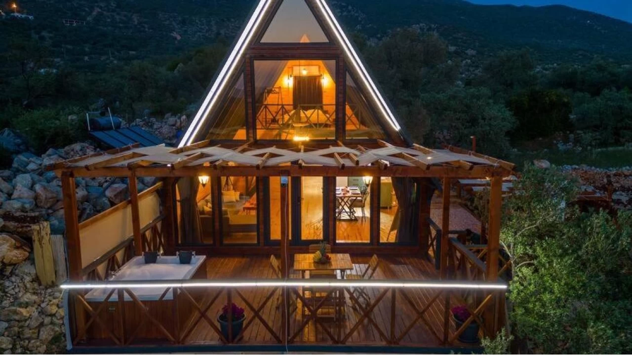 Bungalovdaki gizli kamera skandal�nda fla� geli�me