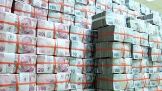 B�t�e mart ay�nda 229.9 milyar TL a��k verdi
