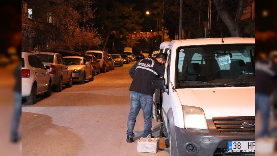 Canlı yayın baskınında 6 gözaltı