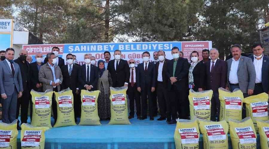 Çiftçilere 13 bin ton gübre desteği