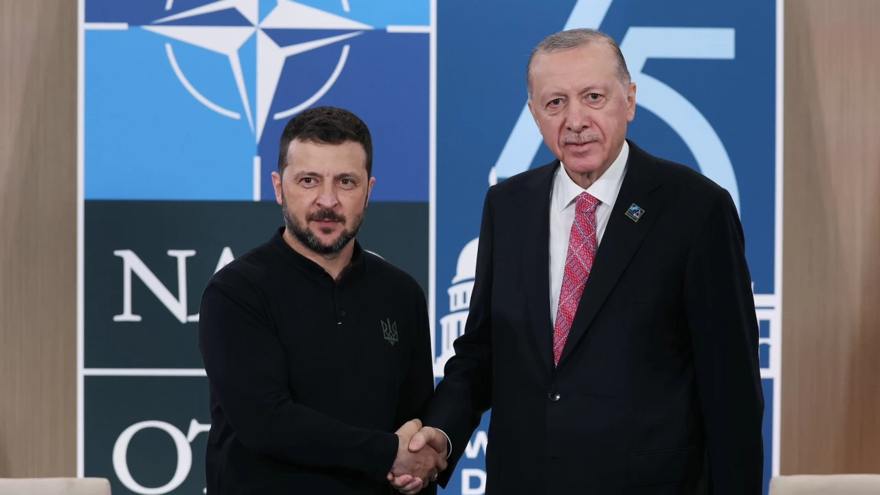 Cumhurbaşkanı Erdoğan, Ukrayna Devlet Başkanı Zelenskiy ile bir araya geldi