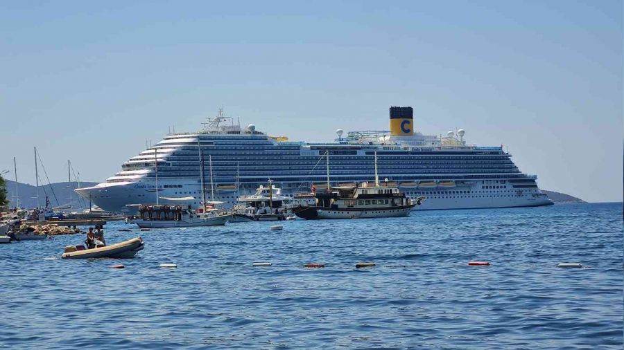 Dev gemi, yedinci kez Bodrum'a geldi