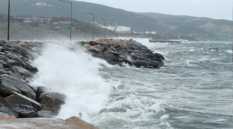Do�u Karadeniz'de yar�n f�rt�naya dikkat