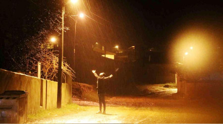 Edirne'de kar yağışı aralıklarla devam ediyor