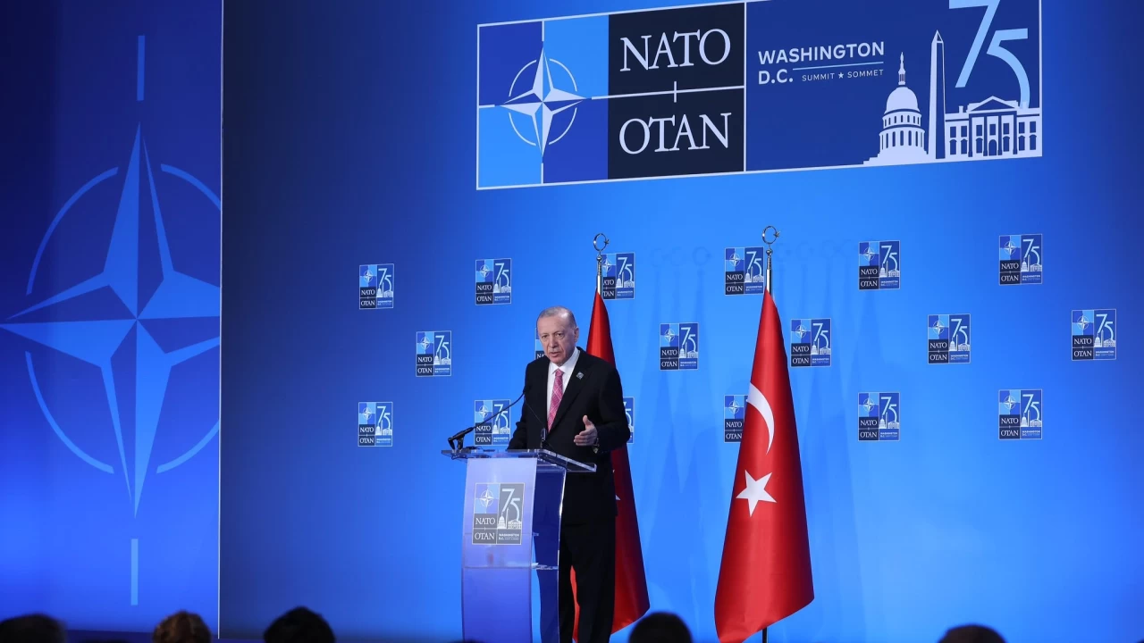 Erdo�an'dan NATO Zirvesi sonras� ABD'ye PKK ve �srail mesajlar� 