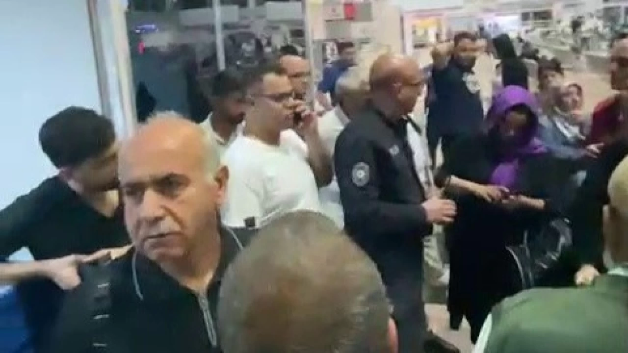 Erzurum'da Ajet'in 5 saatlik r�tar� yolcular� gerdi