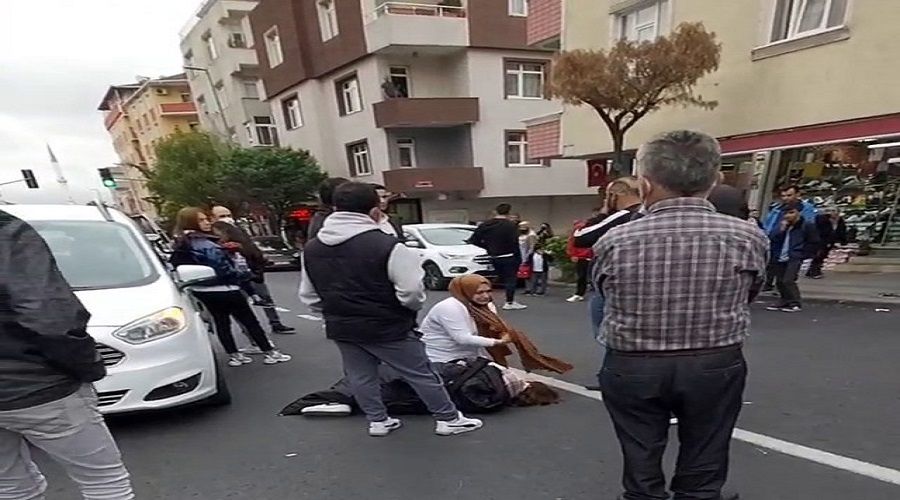 Evden kaçtı, eve götürürken arabadan atladı