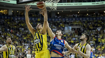 Fenerbahçe şampiyonluğa yakın