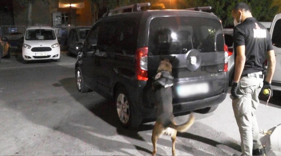 Film gibi uyu�turucu operasyonu