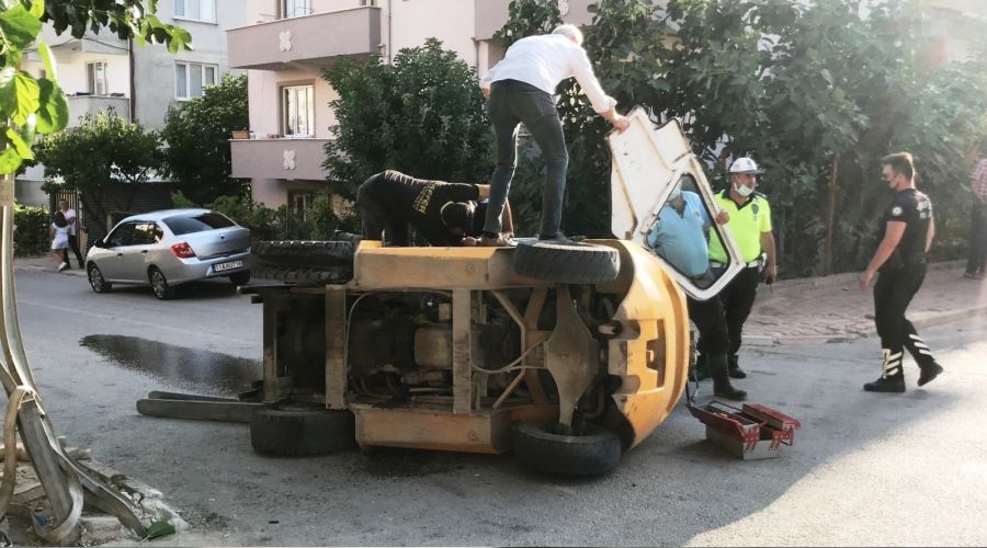 Forklift devrildi, 1 ki�i hayat�n� kaybetti