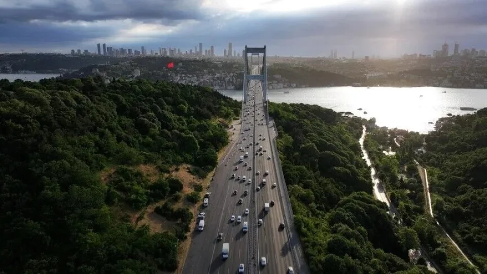 FSM Köprüsü'nden 38 yılda geçen araç sayısı 2,3 milyara yaklaştı