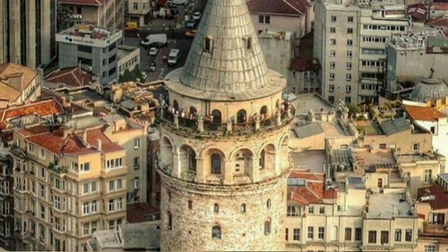 Galata Kulesi'nde korkunç olay