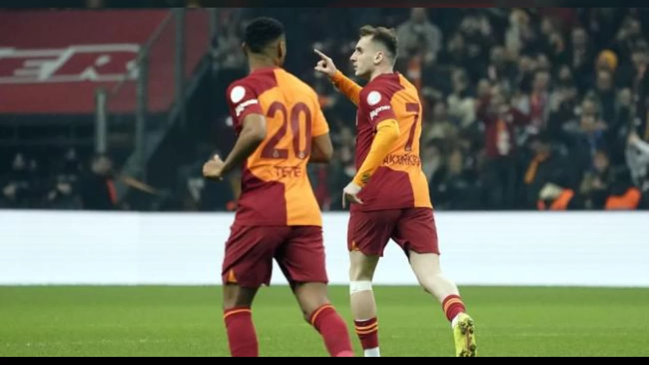 Galatasaray stresli ma�� kazanmas�n� bildi 