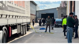 Gaziantep'te 5 yaşındaki çocuk tırın altında kaldı