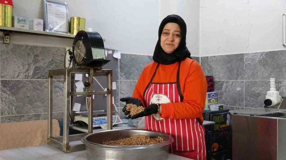 Gaziantep'te kadınların yuvalama mesaisi başladı
