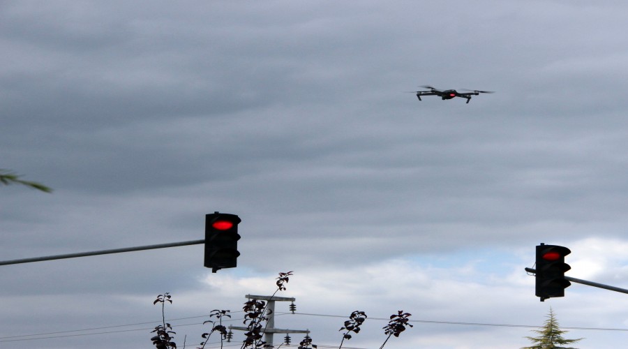 'Gel buraya demir o�lan'