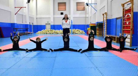 Geleceğin jimnastikçileri Tepebaşı'nda yetişiyor
