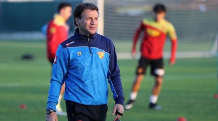 Göztepe'ye geri döndü