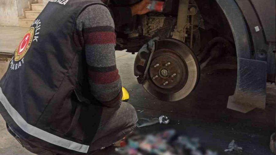 Habur S�n�r Kap�s�'nda bini a�k�n elektronik sigara ele ge�irildi