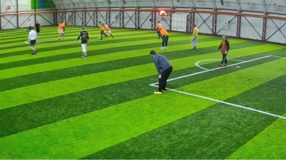 Hal� saha ma��nda kalbine yenik d��t�