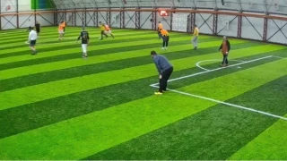 Hal� saha ma��nda kalbine yenik d��t�