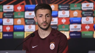 Halil Dervi�o�lu yine kul�p ar�yor: Bedelsiz ayr�labilir