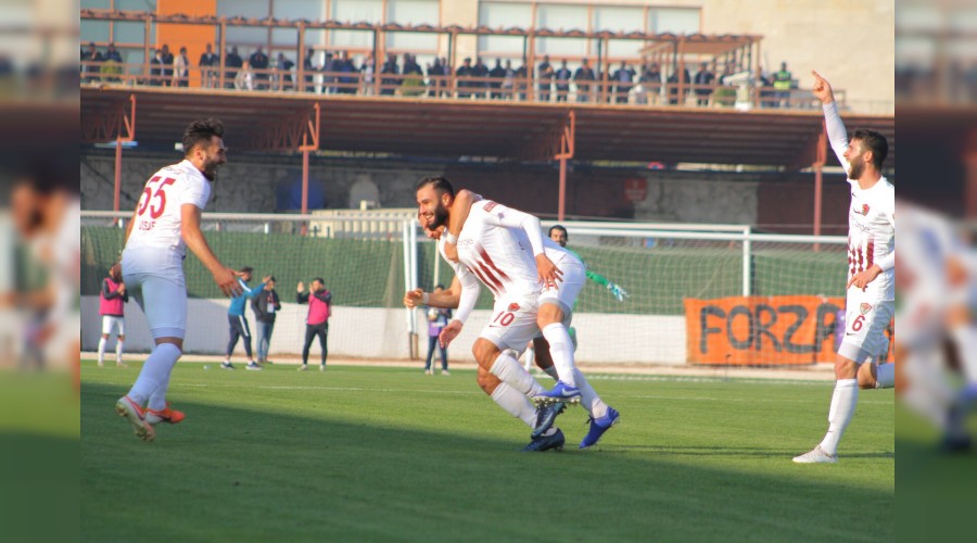 Hatay'�n zirve y�r�y��� s�r�yor